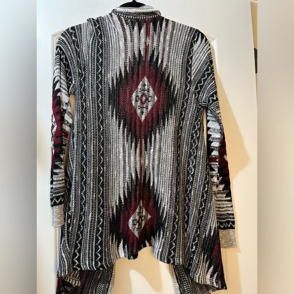 Closet Space Cardigan with Aztec Design - Picture 4 of 4